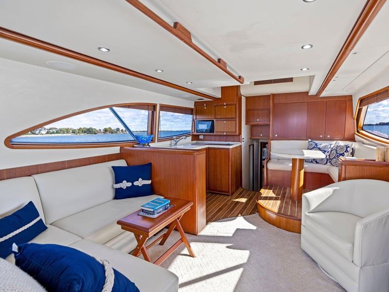 Bertram Convertible 45' Interior