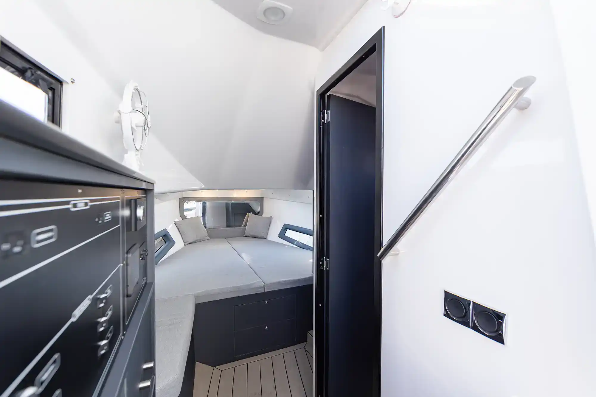 Interni del MV Marine Mito 45FB