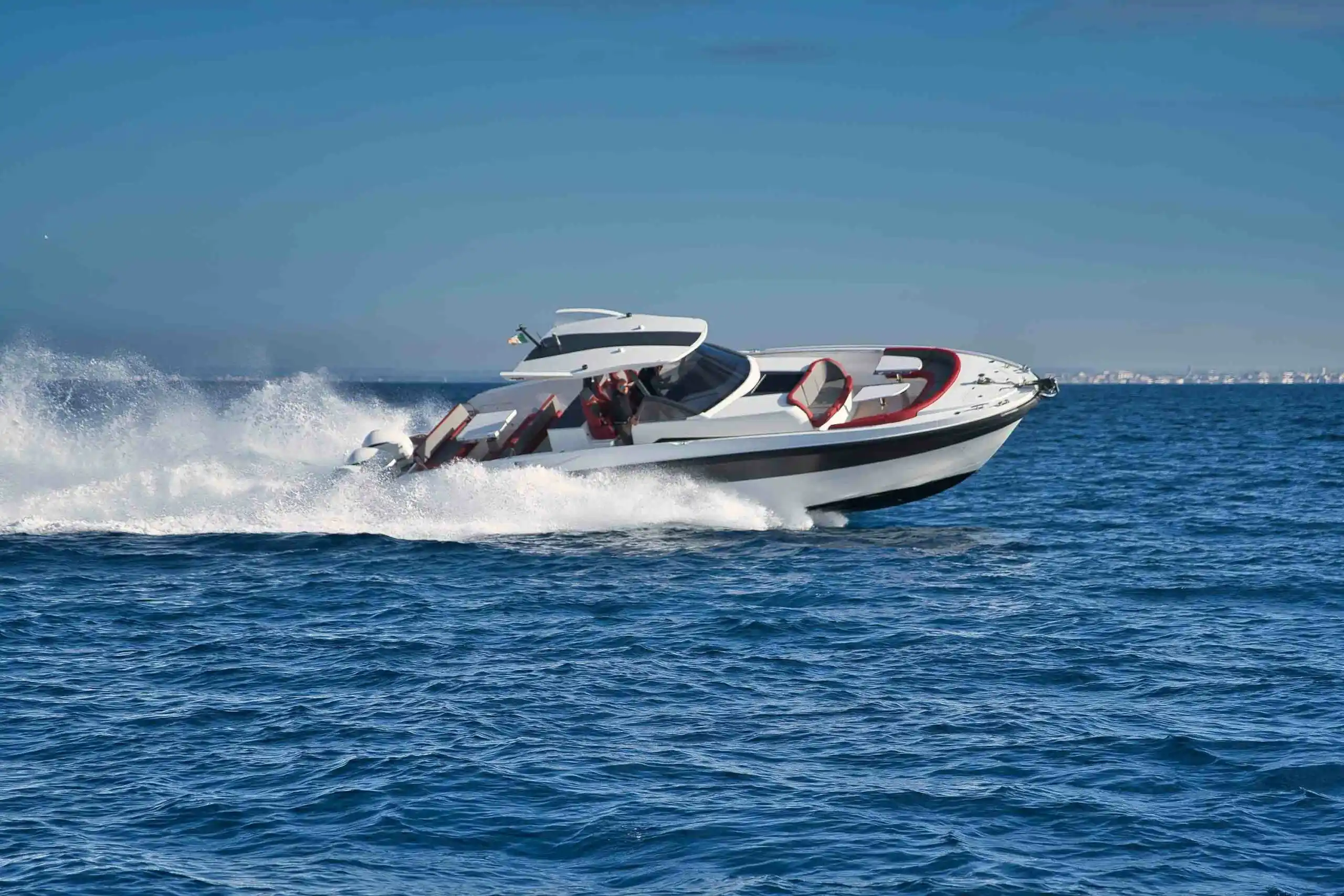 Domina 42 Walkaround Exterior