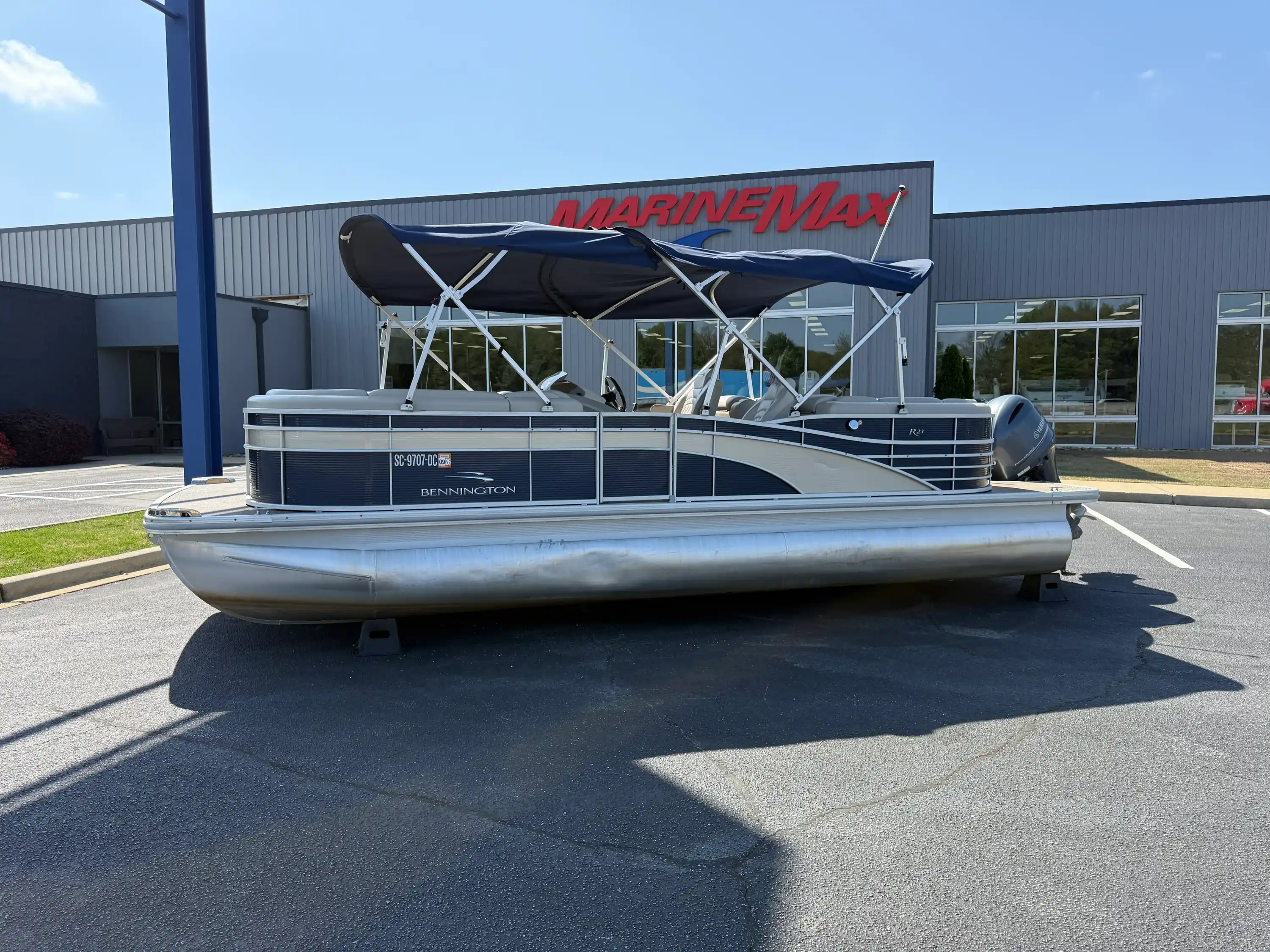Bennington 2350 RSR