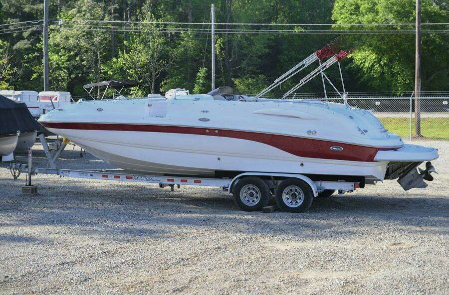 Chaparral Sunseta 252