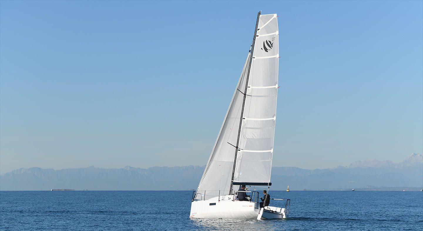 Esterni del Beneteau First 27 SE