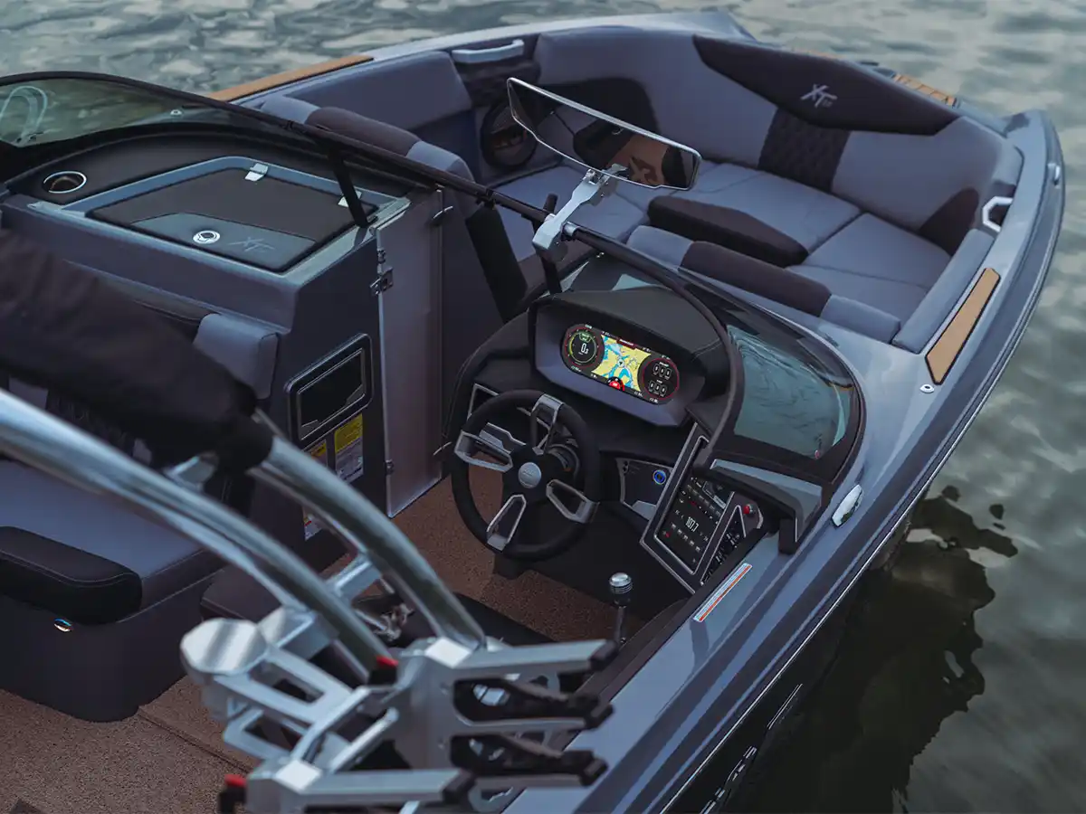 Interieur van de MasterCraft XT22