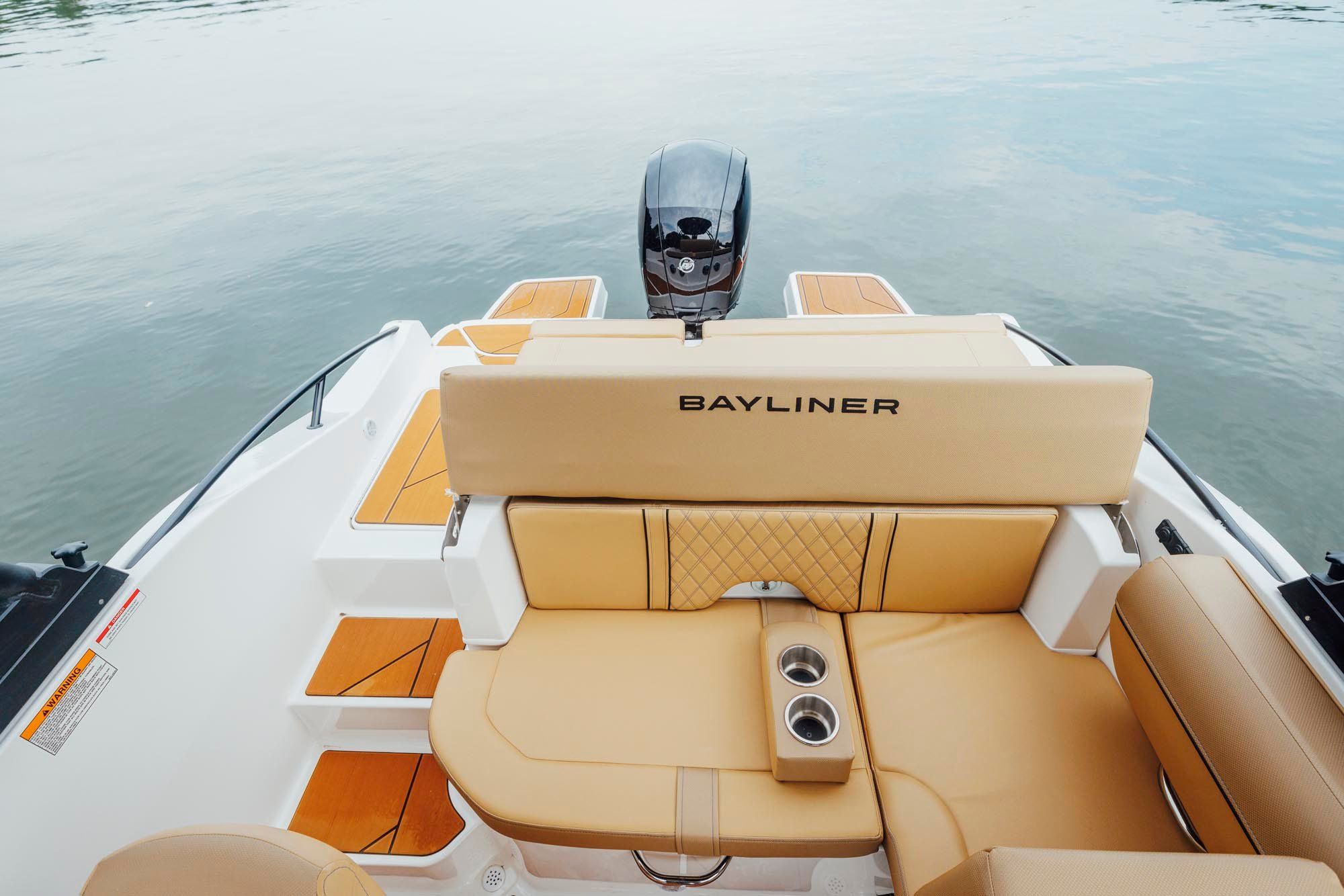 Innenbereich der Bayliner D20