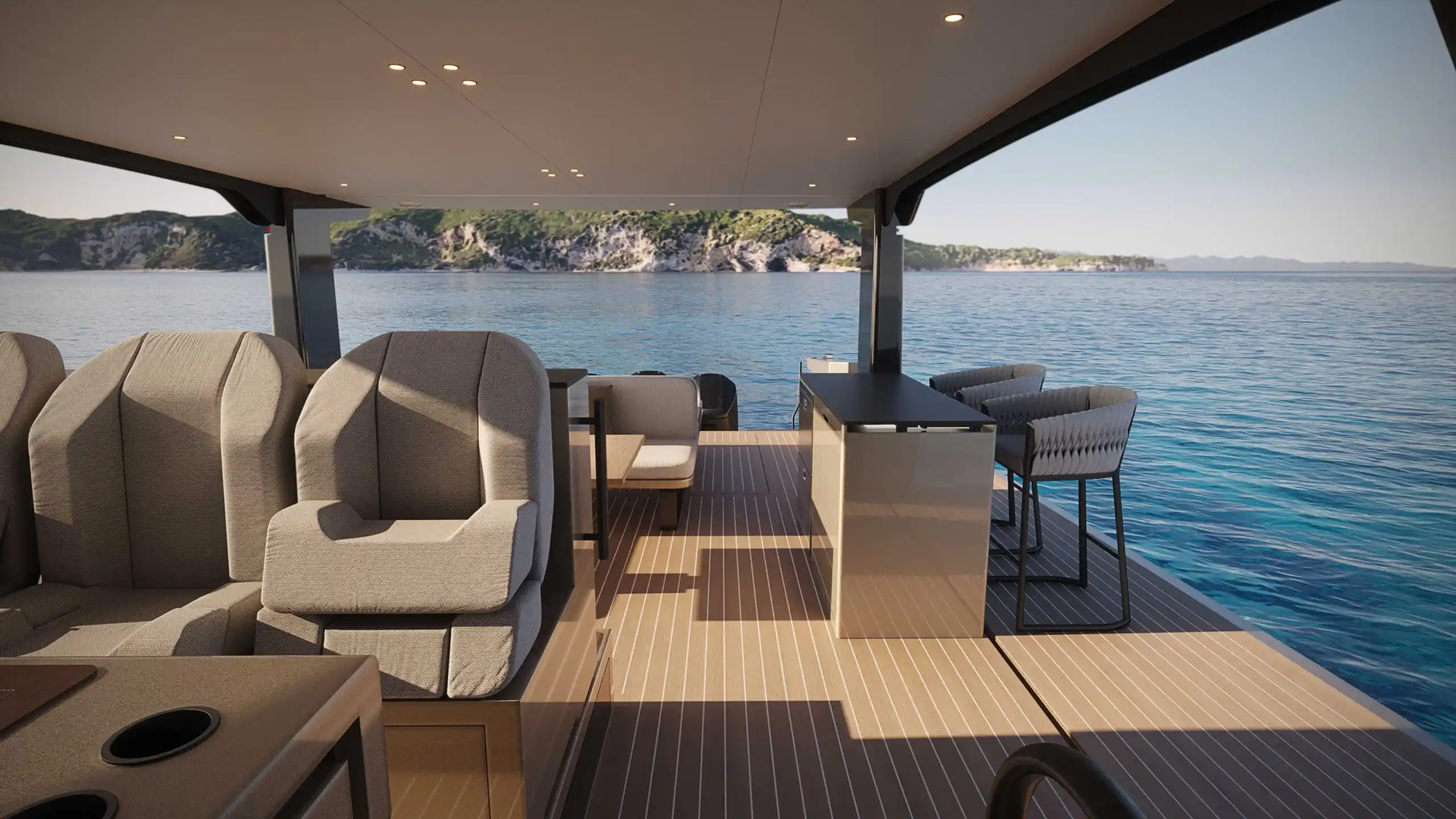 Forte Yachts 47 Lounge Deck Exterior