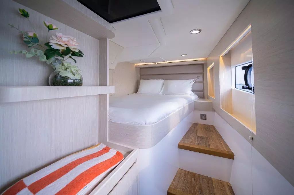 Interior del SilverCat 46LUX
