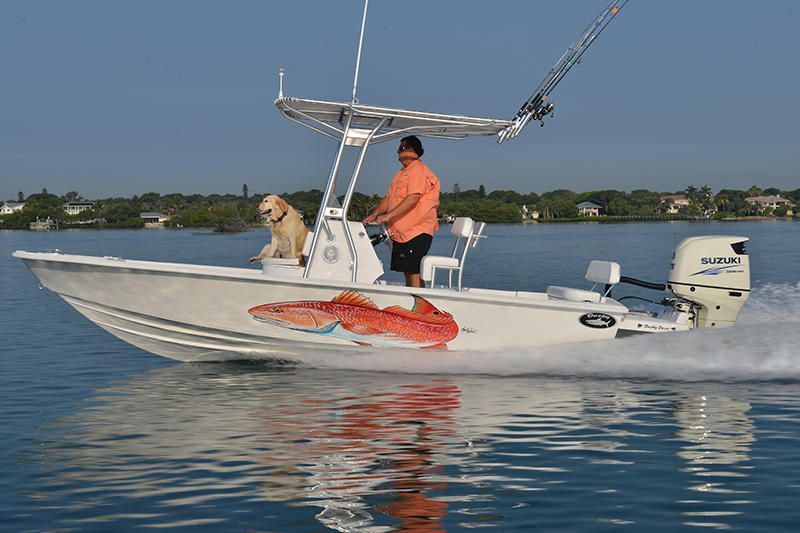 Exterior del Dusky 218 RL XF
