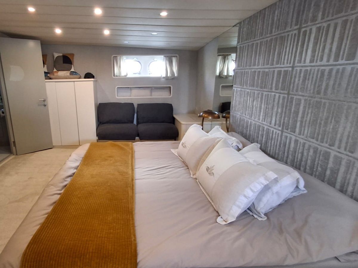Clelands Shipbuilding Custom TSDY Interior
