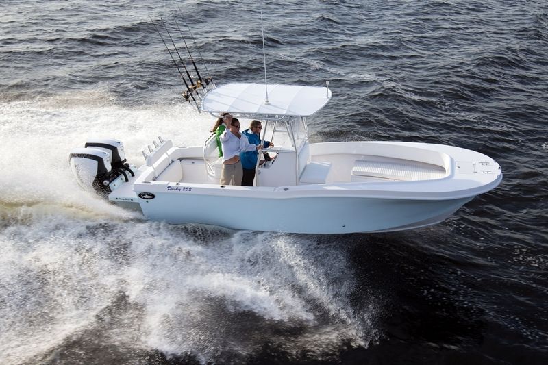 Dusky 252 Open Fisherman