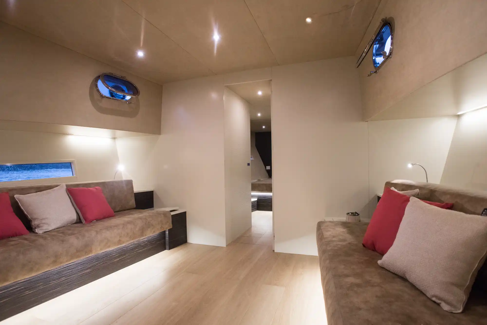 Intérieur du Apex 60