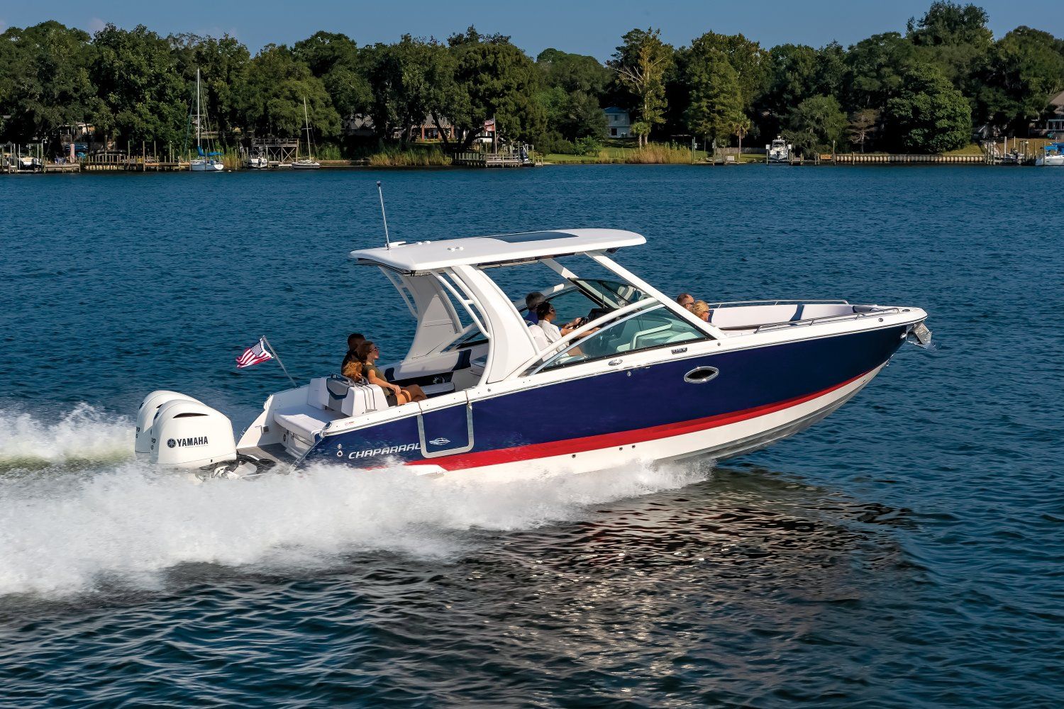 Chaparral 300 OSX