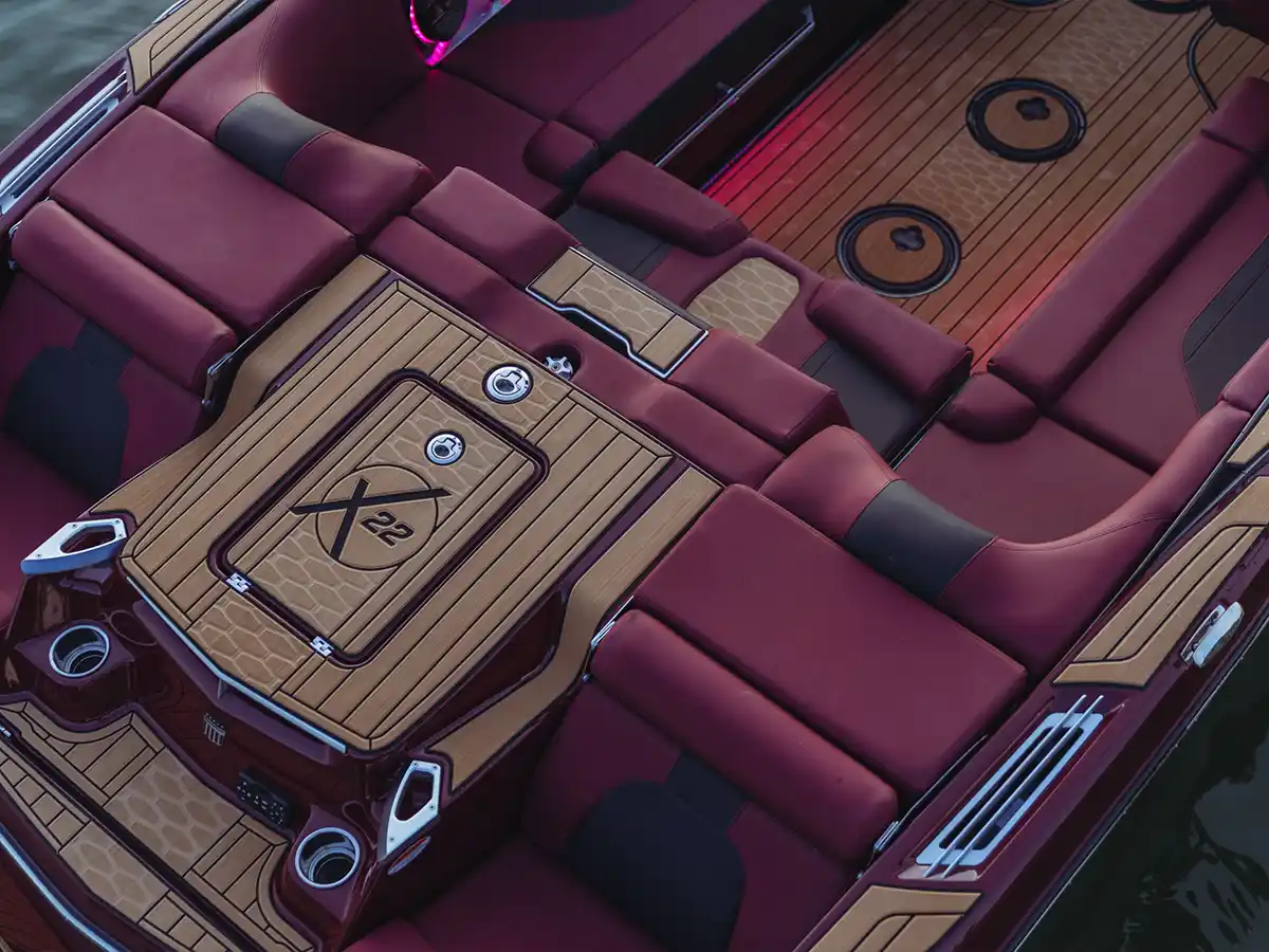 Interni del MasterCraft X22