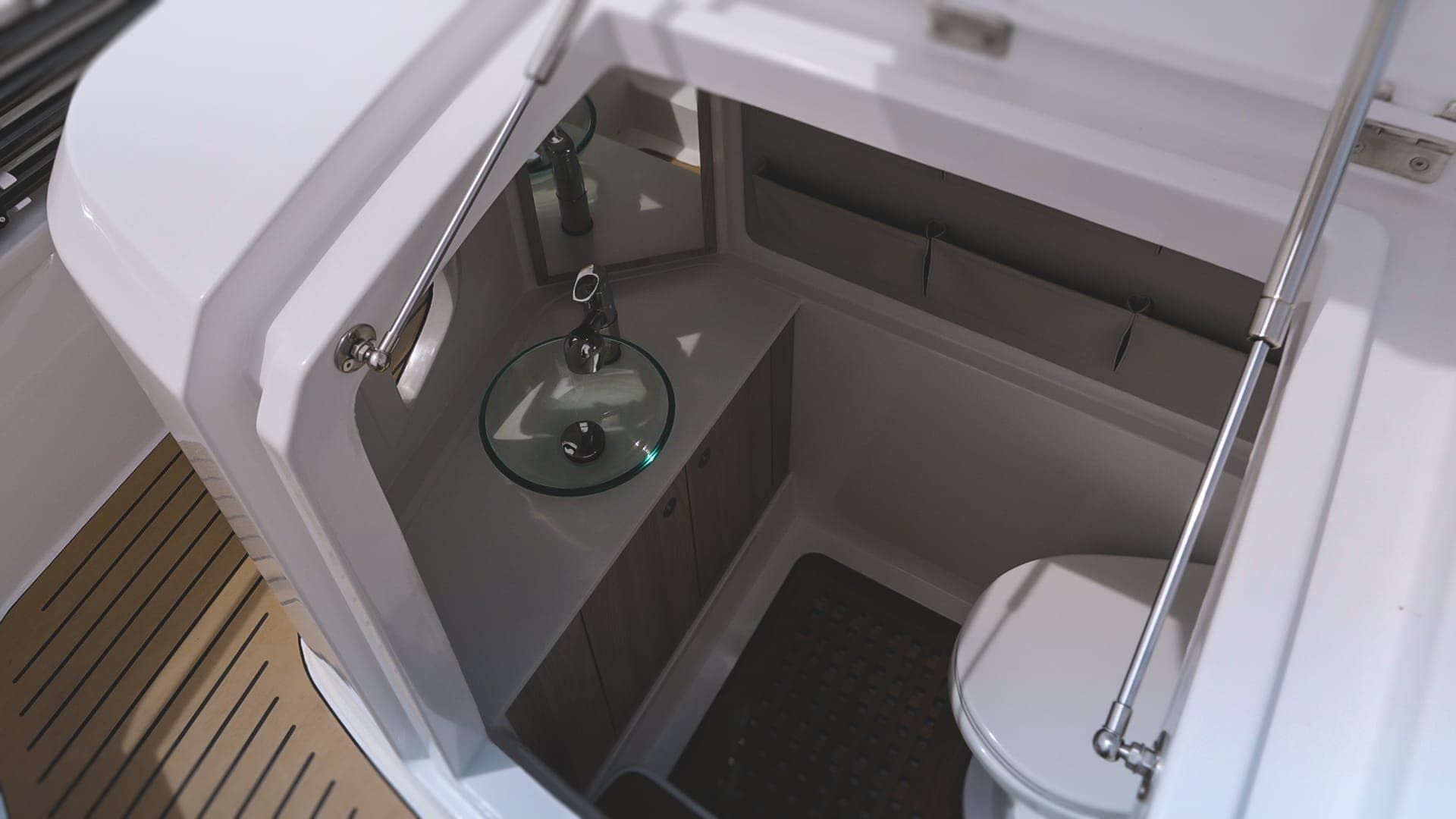 Sterk 31 Interior