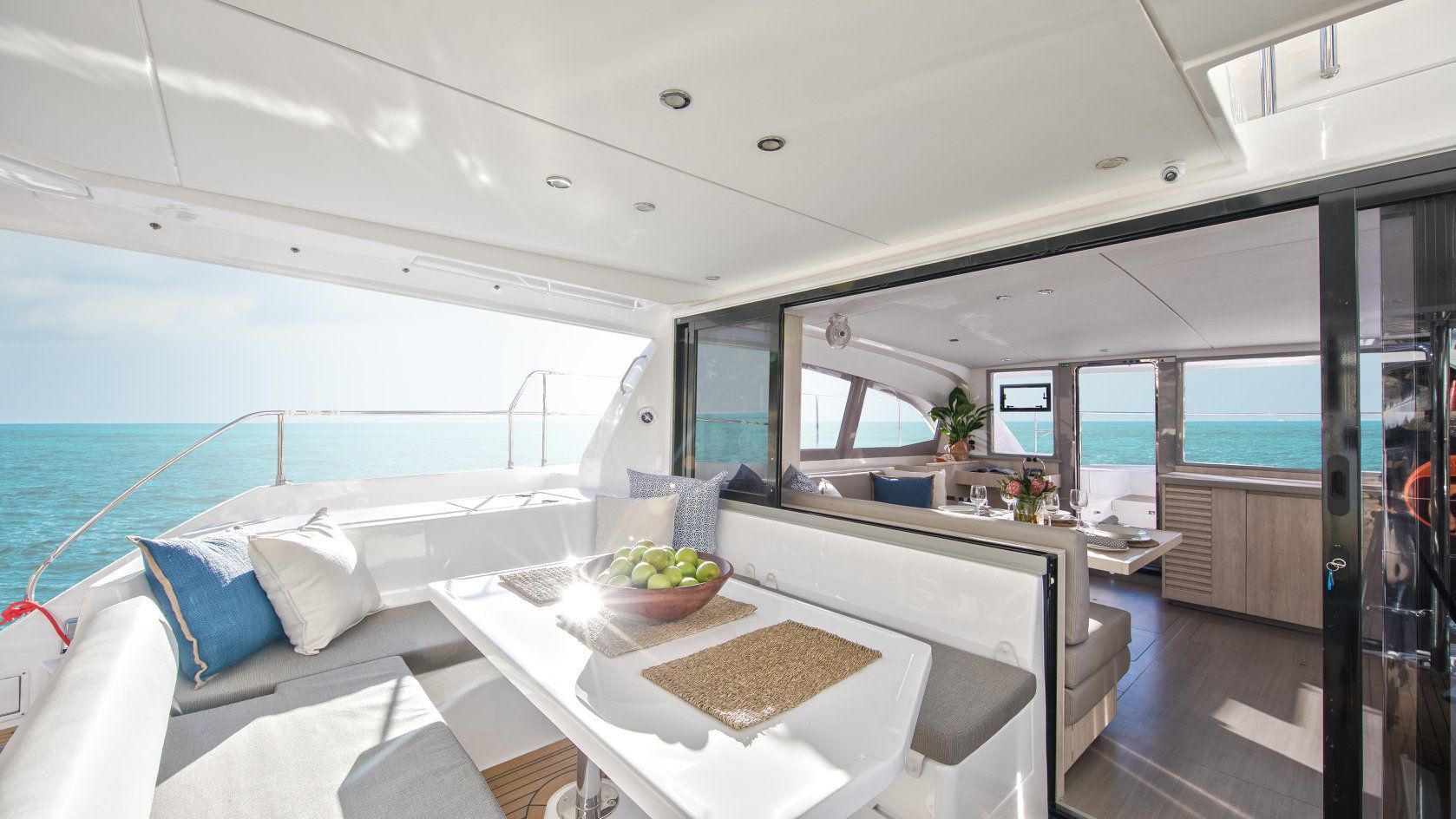 Leopard Catamarans 43 Powercat Interior