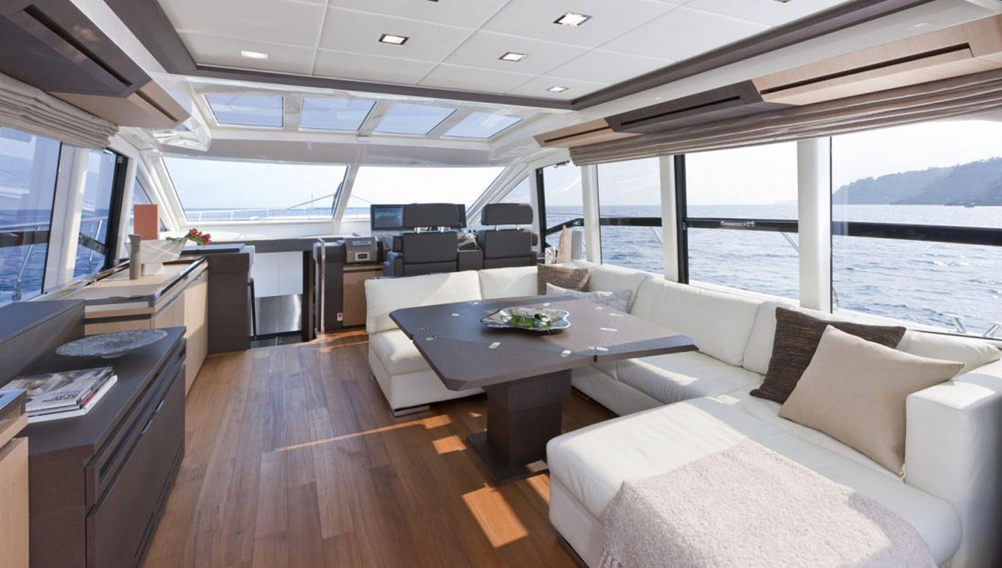 Interieur van de Absolute 64 STY