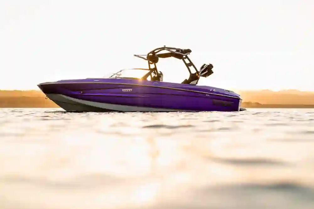 Supreme S220