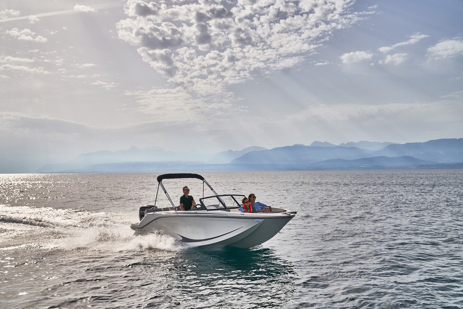 Esterni del Bayliner M19