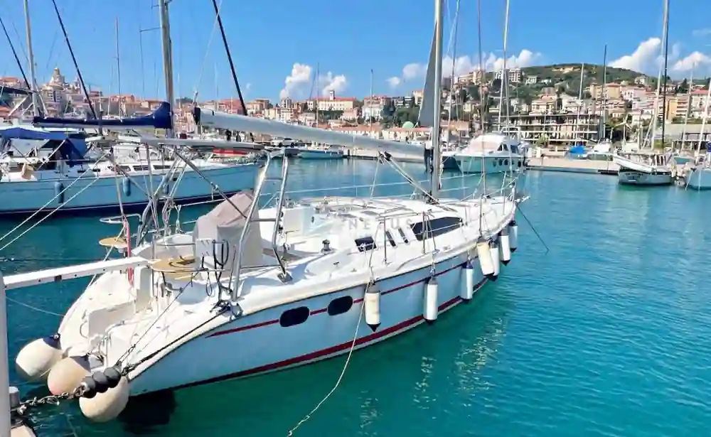 Hunter 380