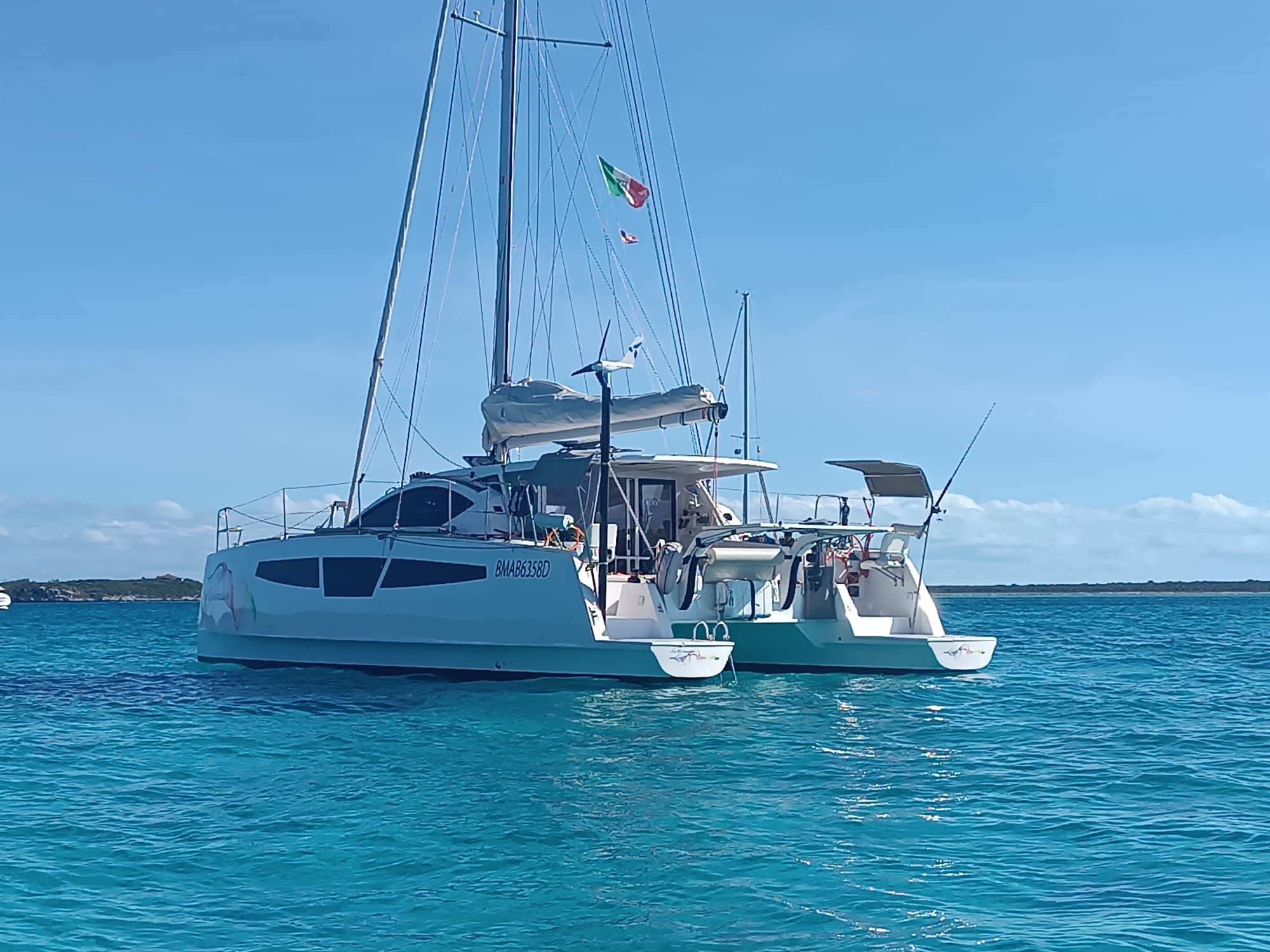Comar C-Cat 38 Exterior