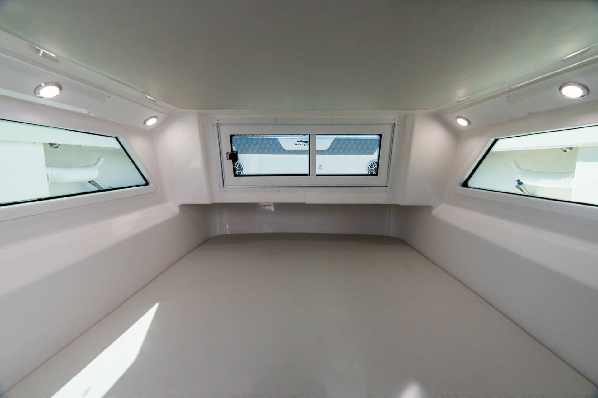 Innenbereich der Invincible 46 Pilothouse
