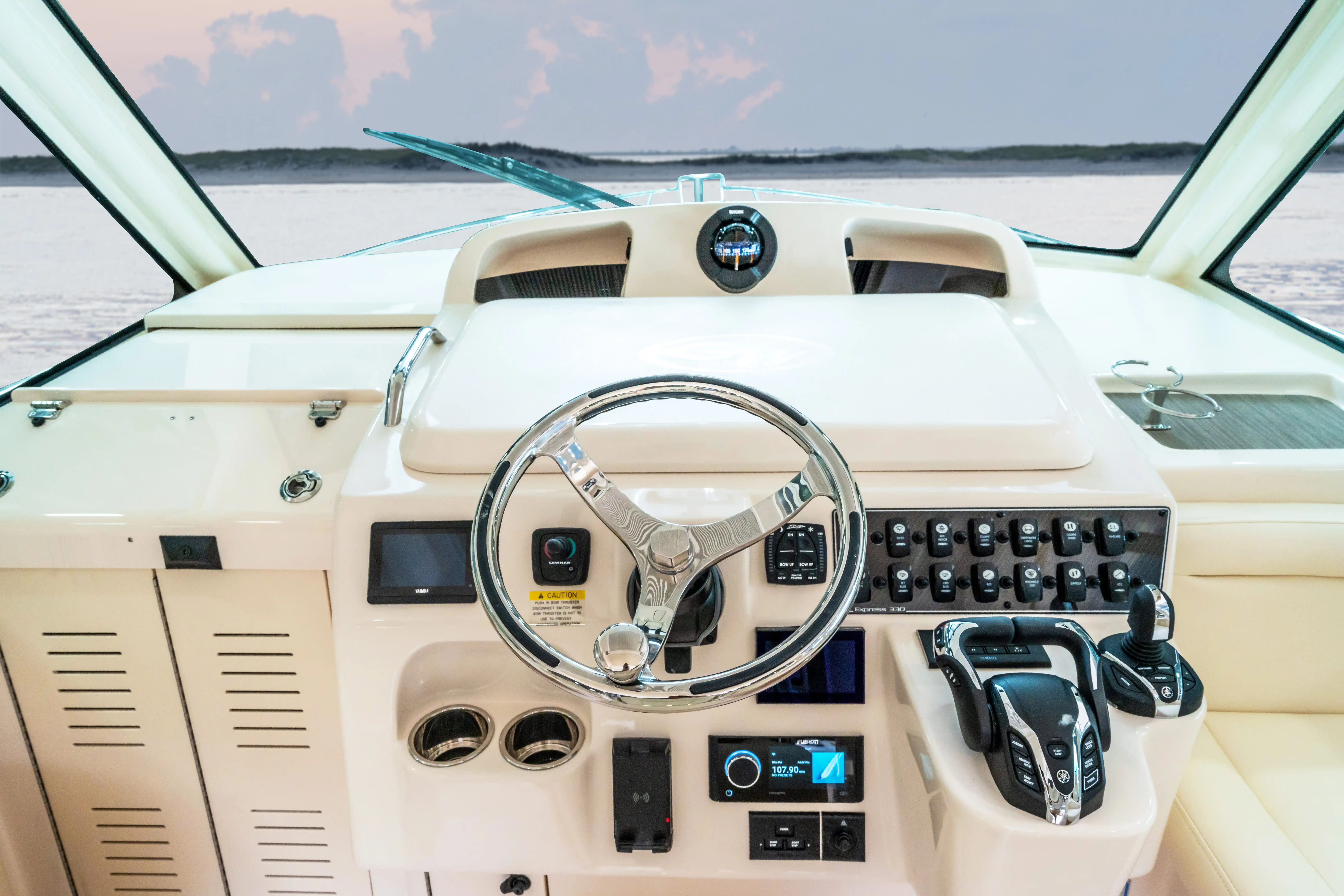 Grady-White Boats Express 330 Interior