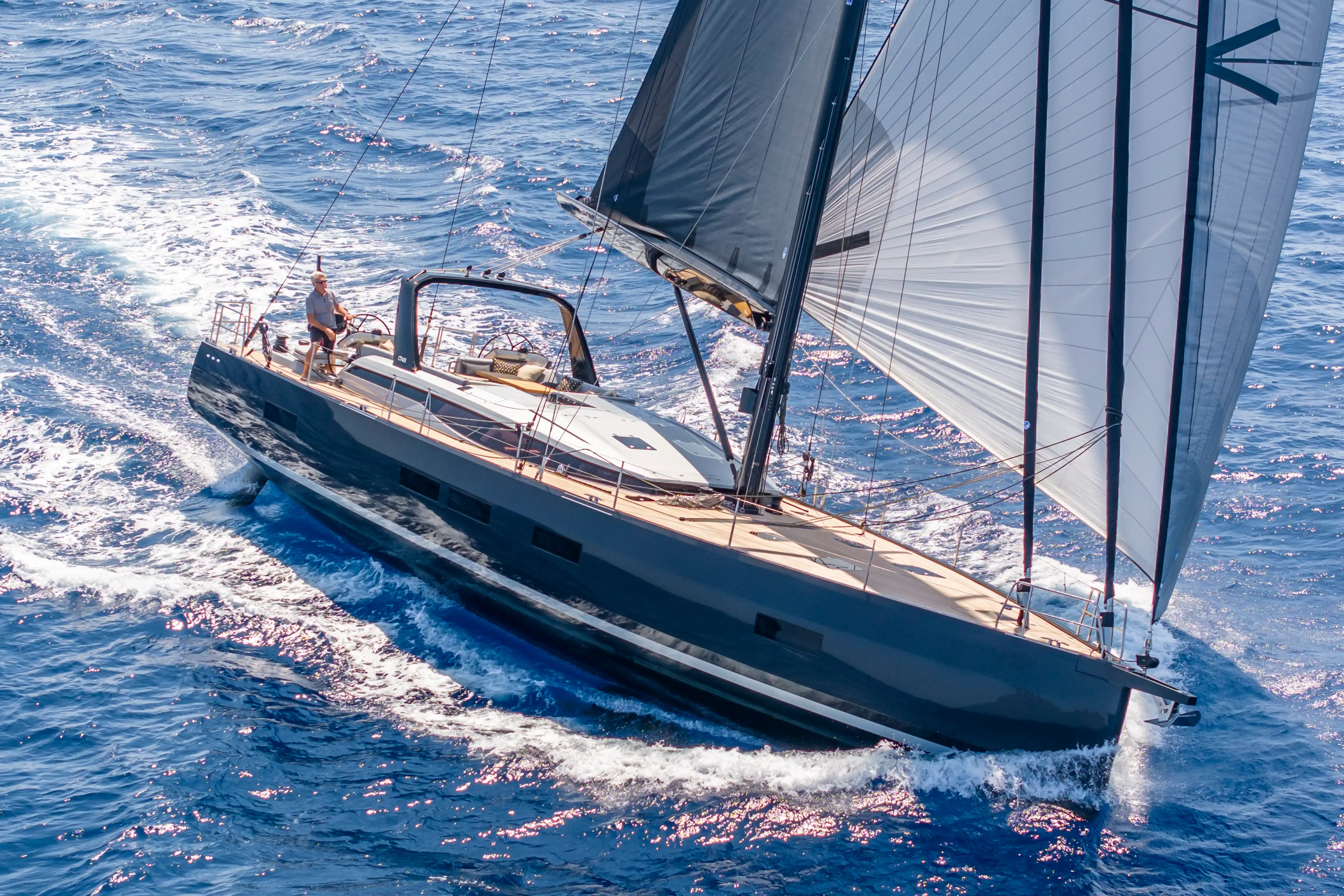 CNB Yacht Builders 62
