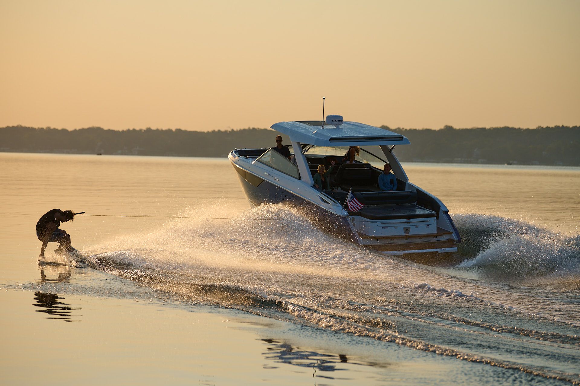 Cobalt Boats R35 Surf