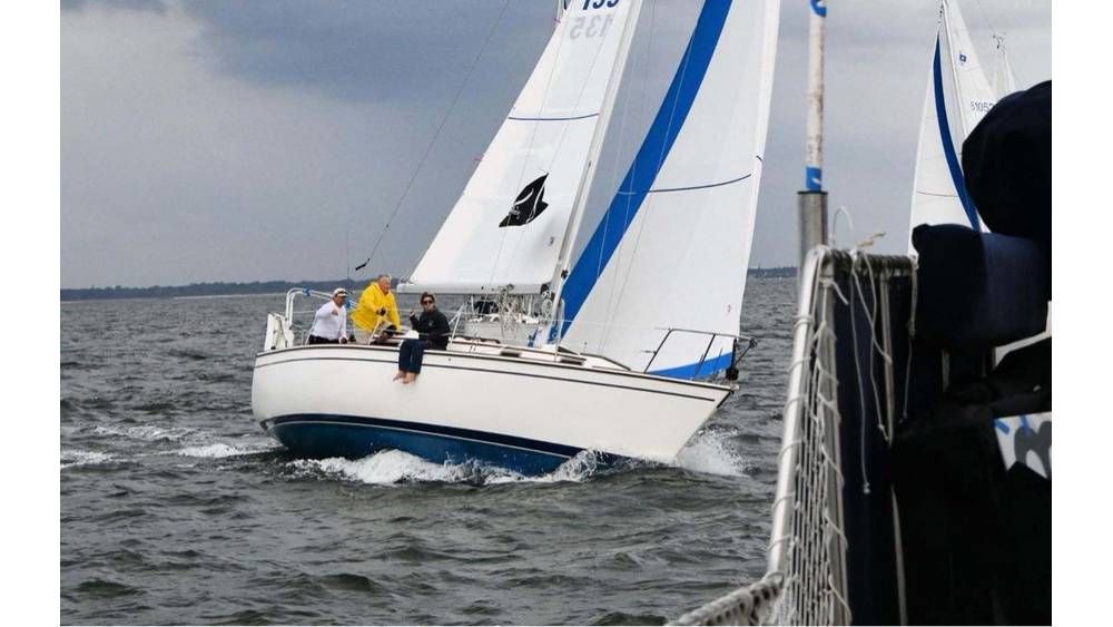 Pearson Yachts 34