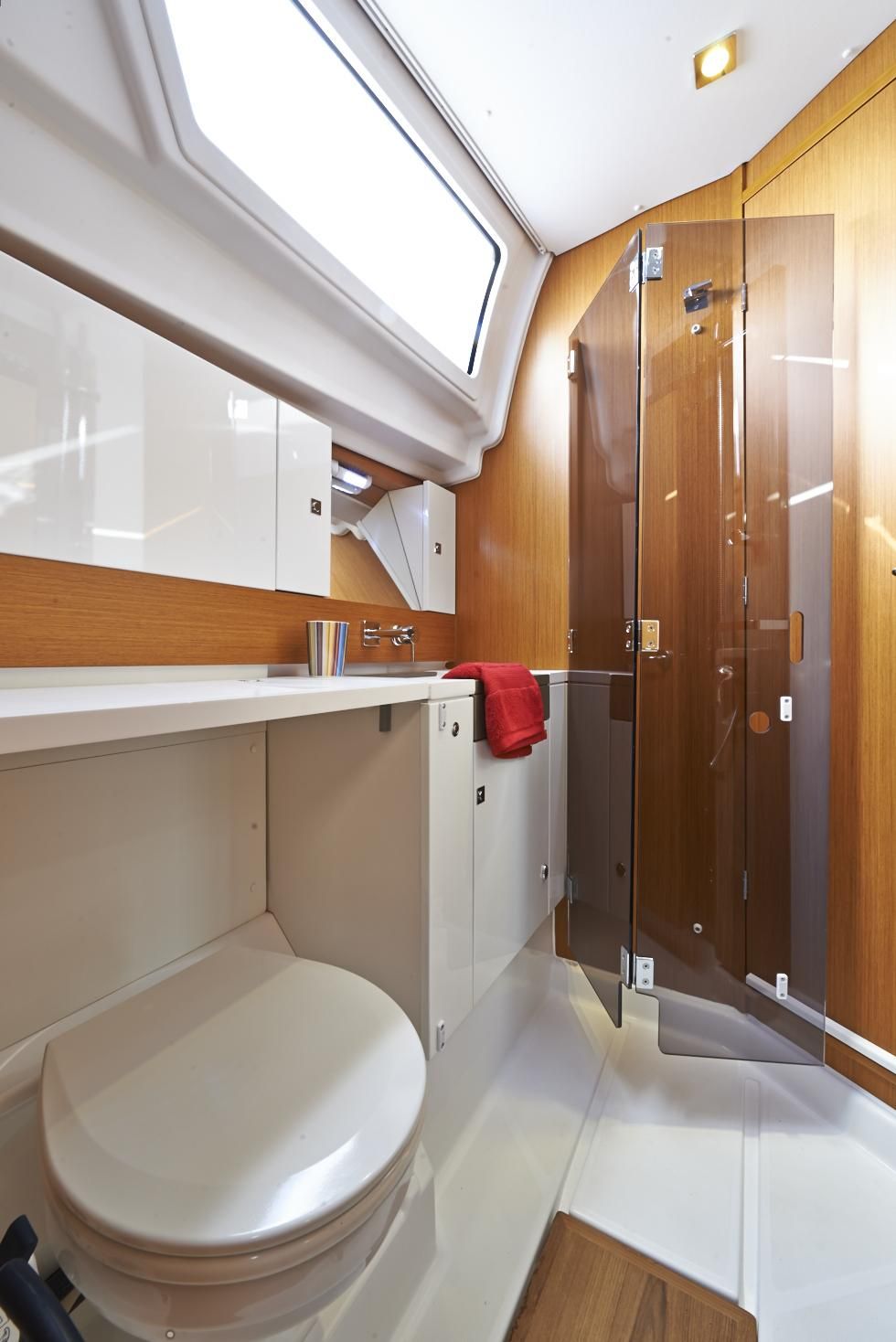 Jeanneau Sun Odyssey 41 DS Interior