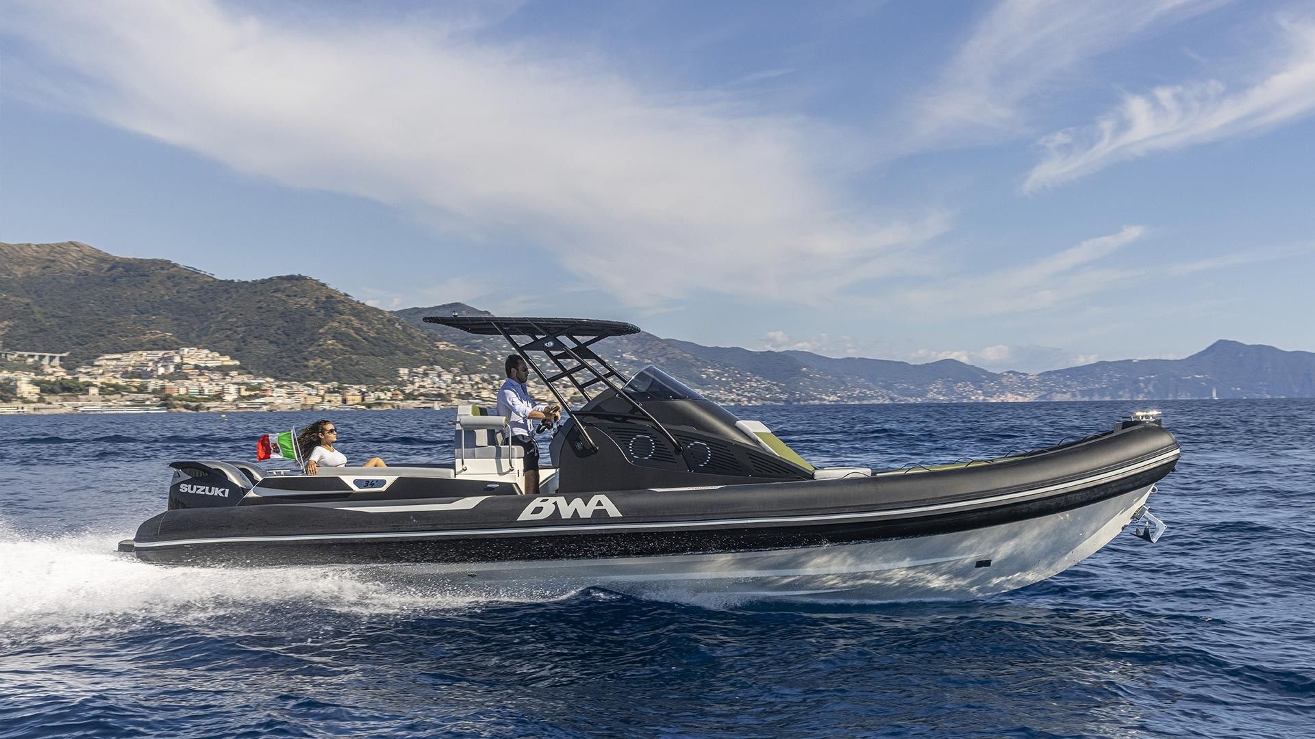 BWA 34 Premium Exterior