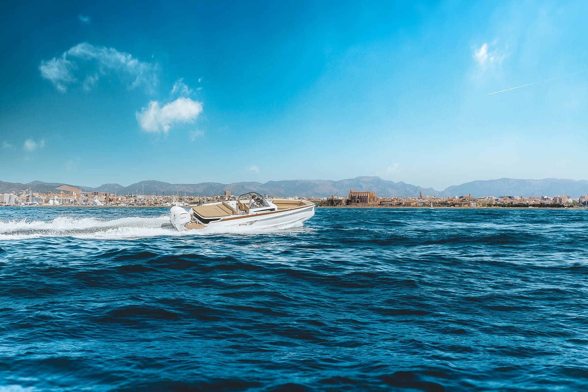 Sterk 31 Exterior