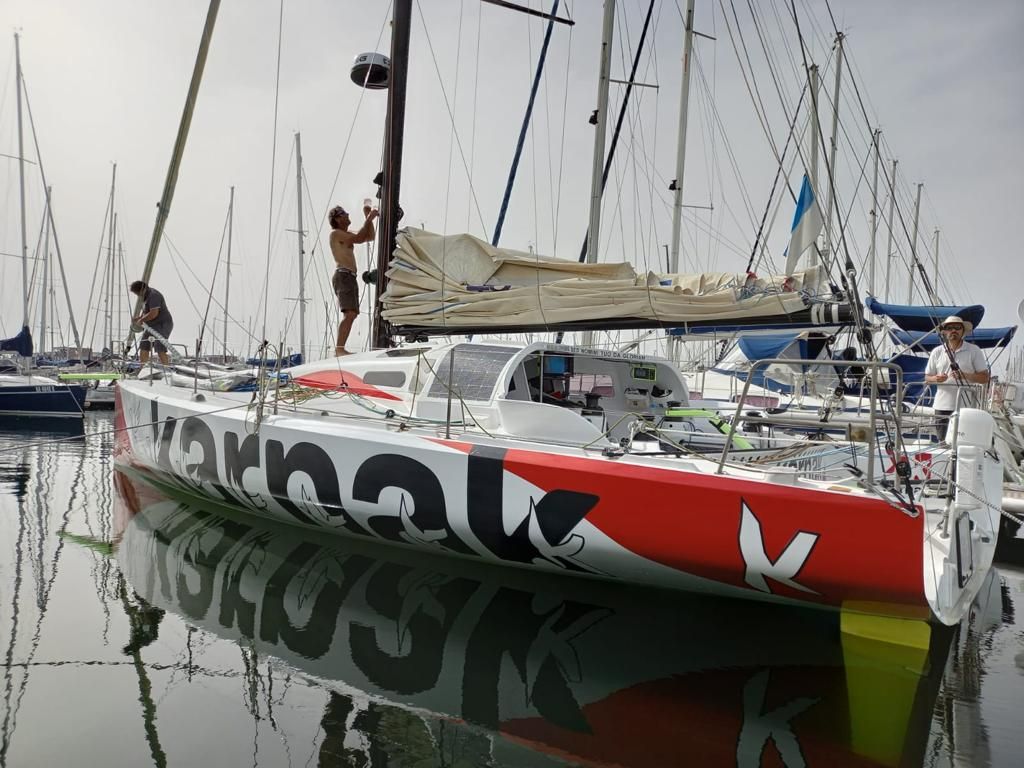 Extérieur du Custom Class 40 Tyker Evolution 3