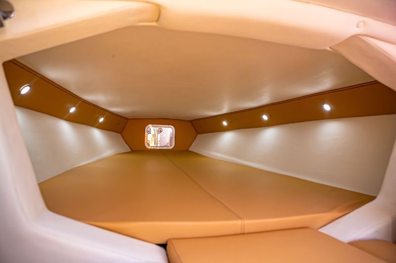 Velocity 430VRX Interior