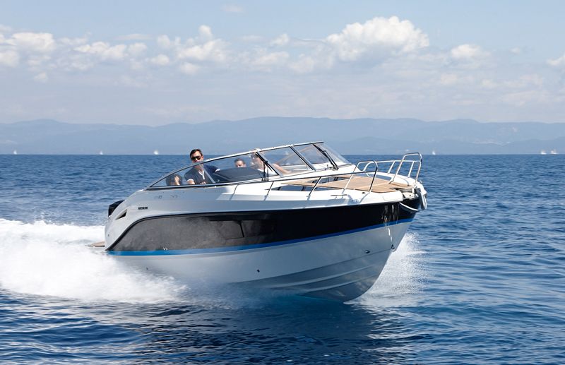Quicksilver Activ 805 Cruiser Exterior