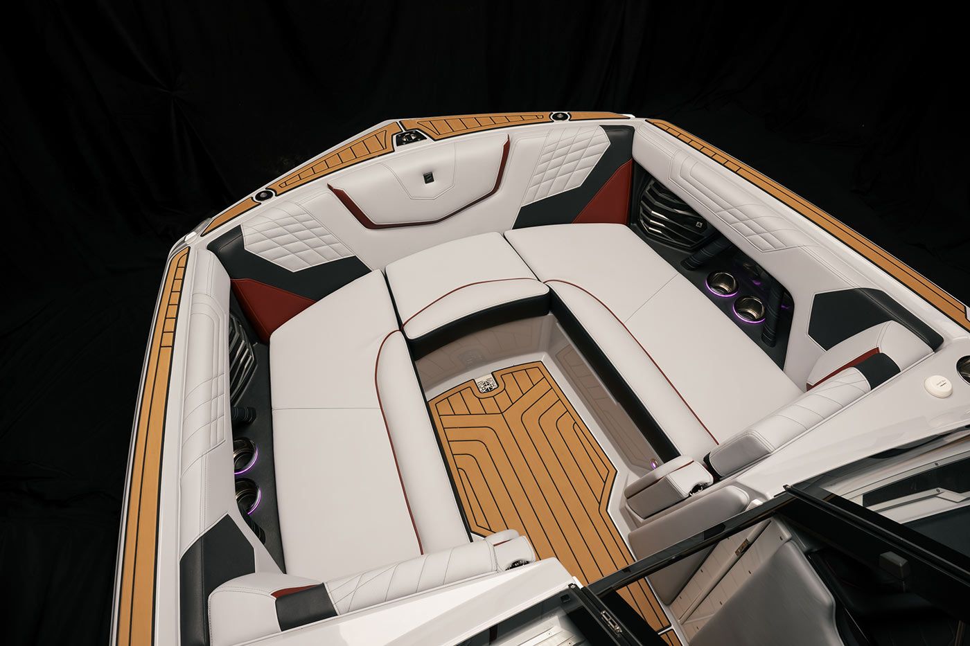 Nautique Super Air G23 Interior