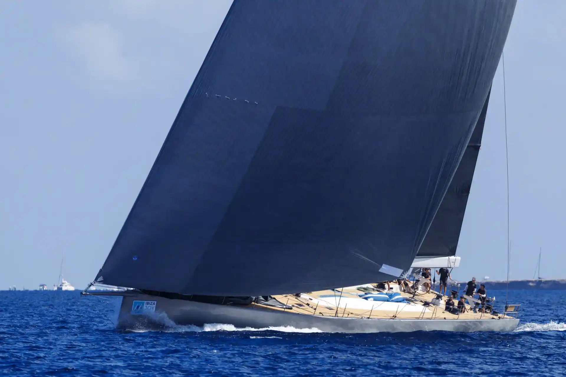 Extérieur du Southern Wind SW-RP90