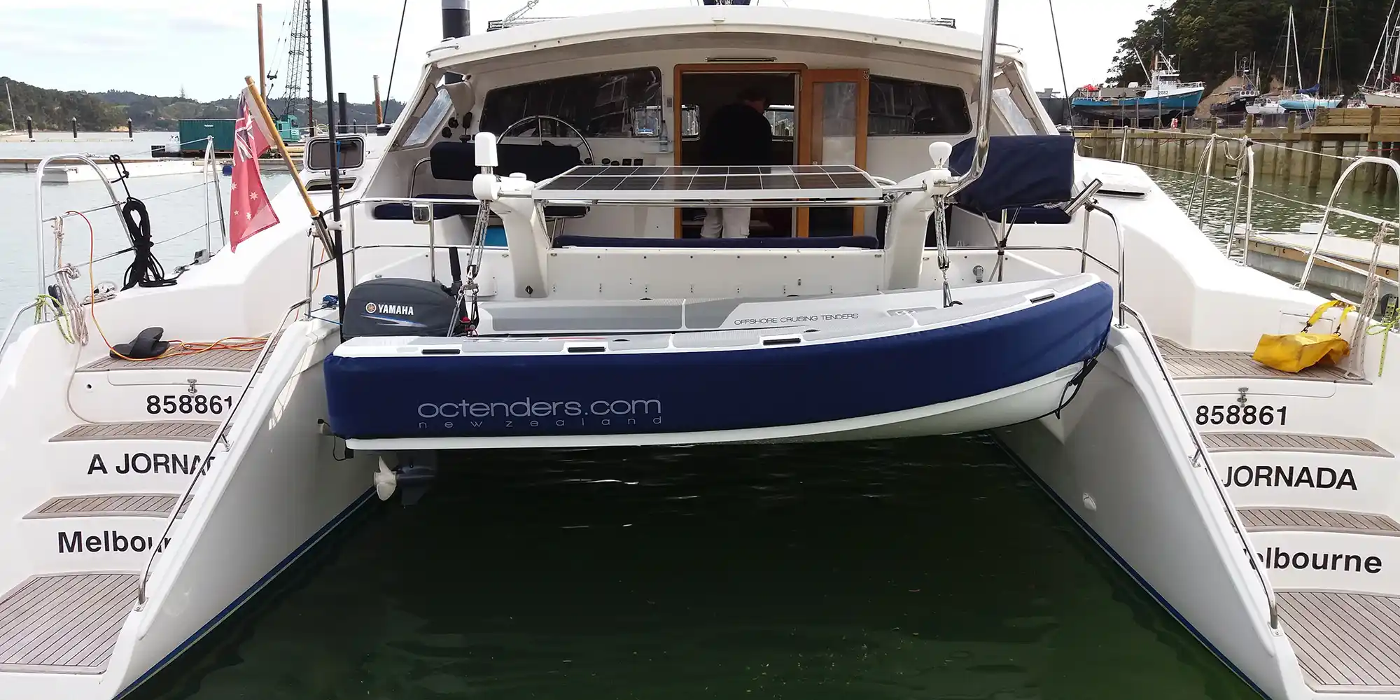 OC Tenders OC330 Tender Exterior