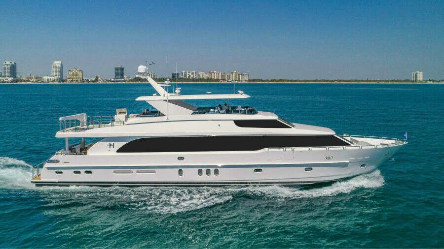 Hargrave 100' Raised Pilothouse