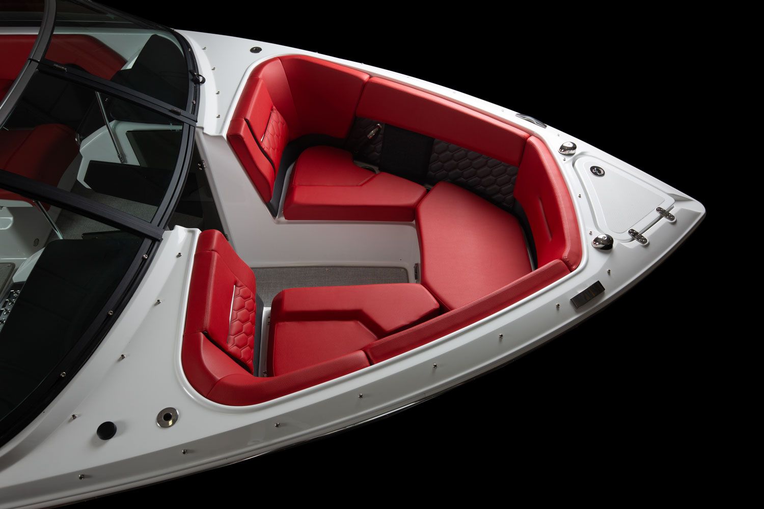 Innenbereich der Four Winns H2 Surf