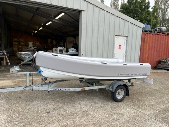 OC Tenders OC330 Tender Interior