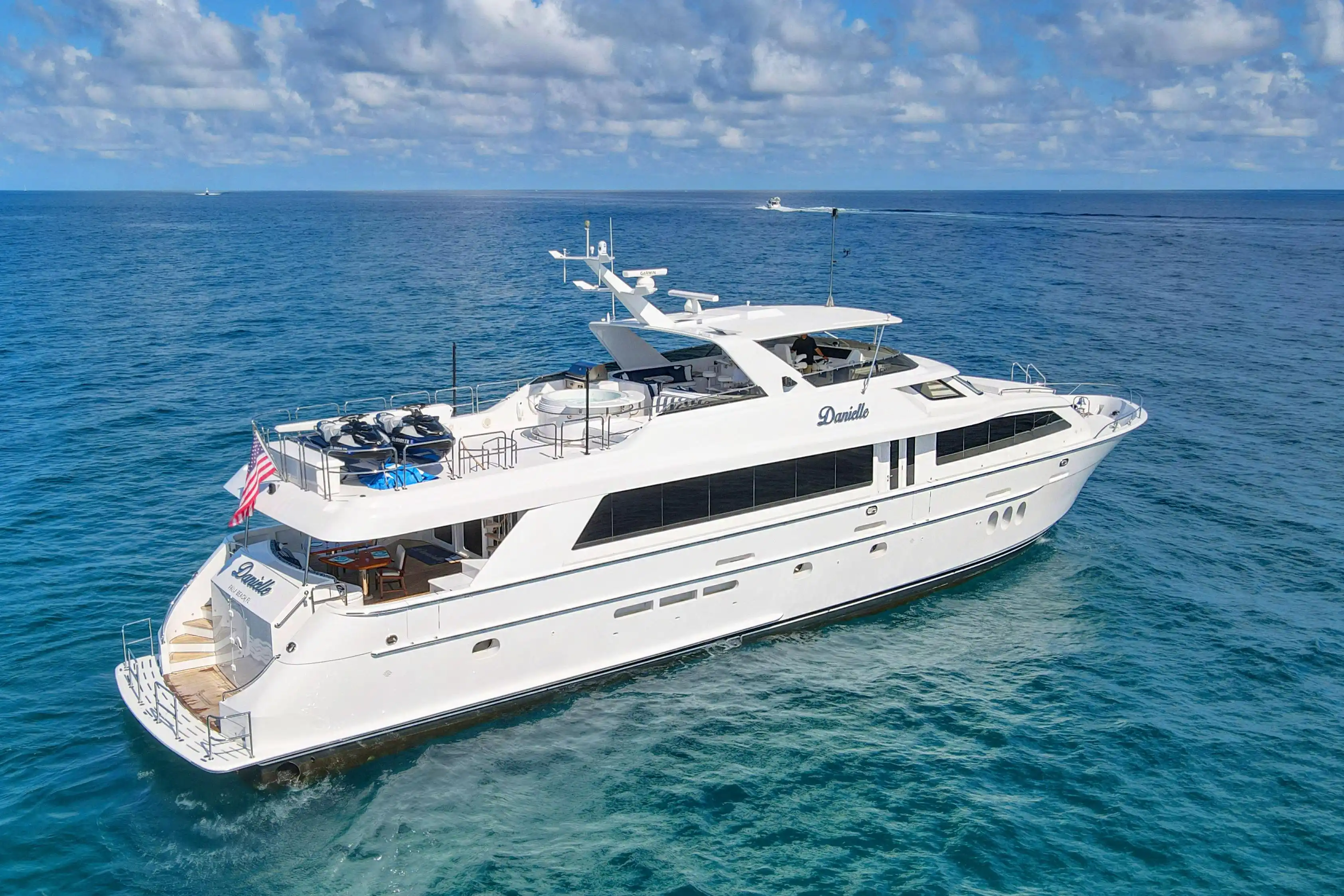 slider-2005-hatteras-100-motor-yacht-power-9973838-20251009110736230-3.jpg