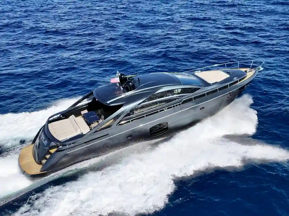 Pershing 70