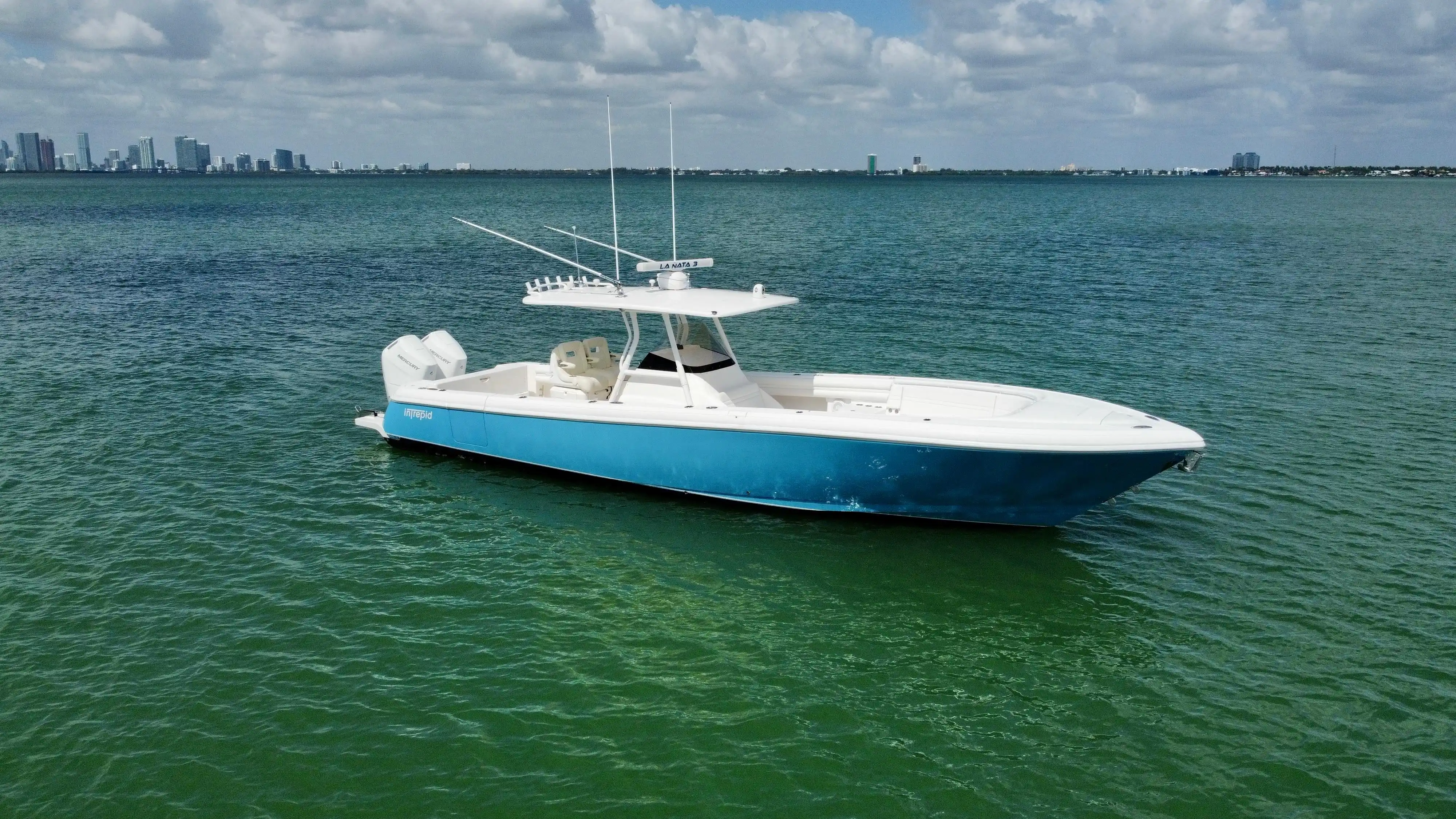 Intrepid Powerboats 375 Center Console