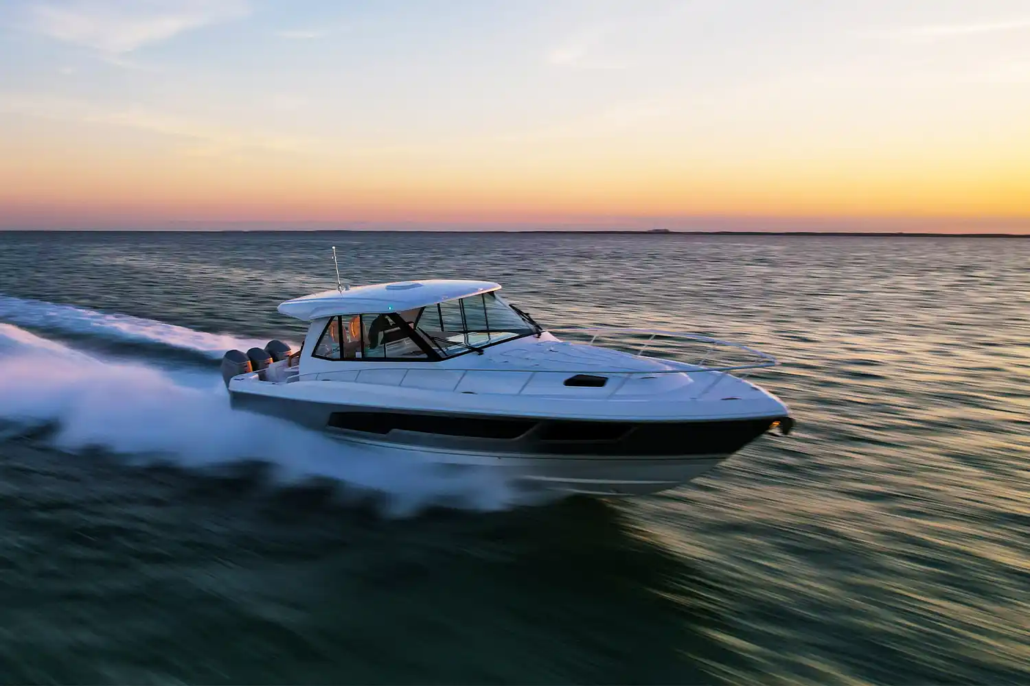 Intrepid Powerboats 50 Evolution