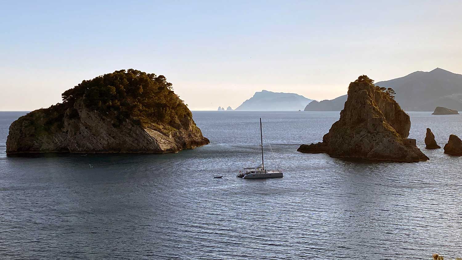 Exterieur van de ICE Yachts ICE Cat 67