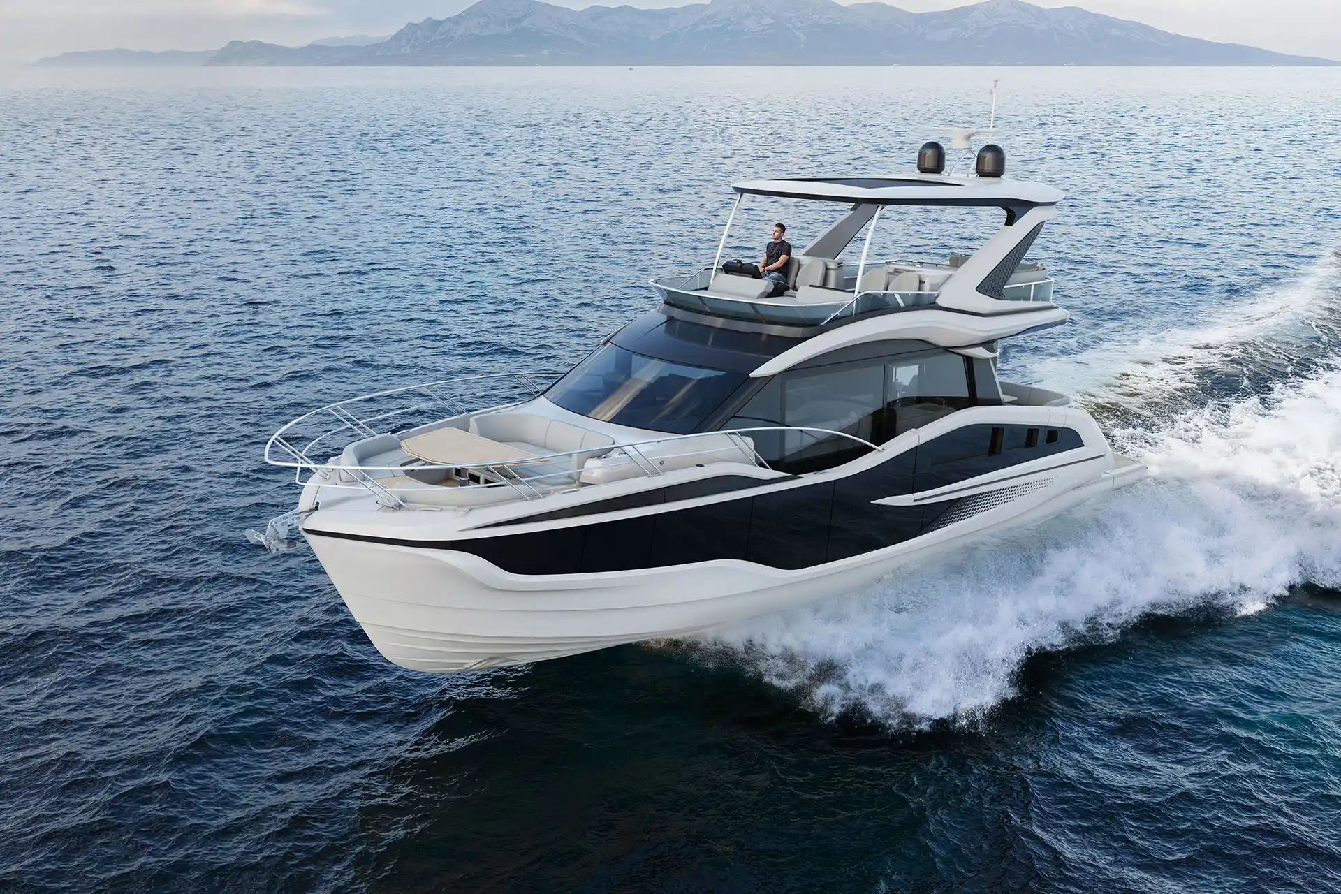 Galeon Yachts 520 Fly Exterior