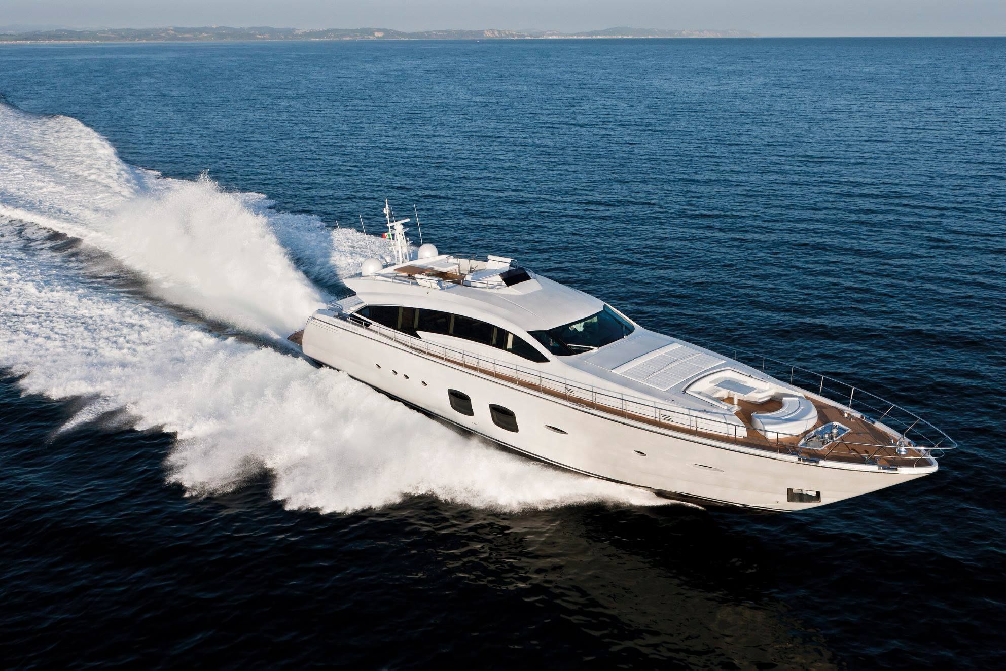 Pershing 108