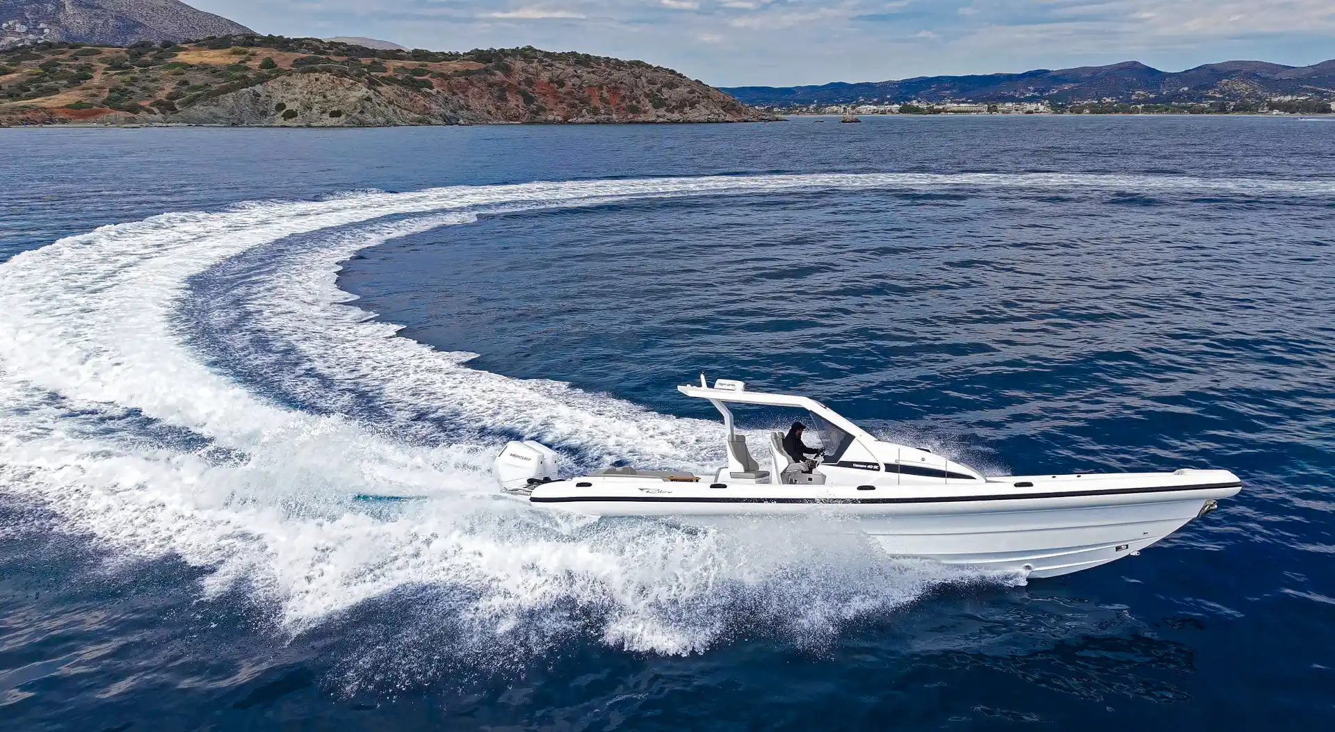 Ribco Marine Venom 40 SC Exterior