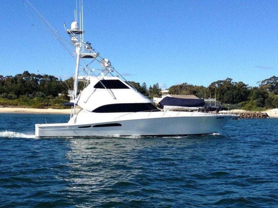 Riviera 58 Enclosed Flybridge
