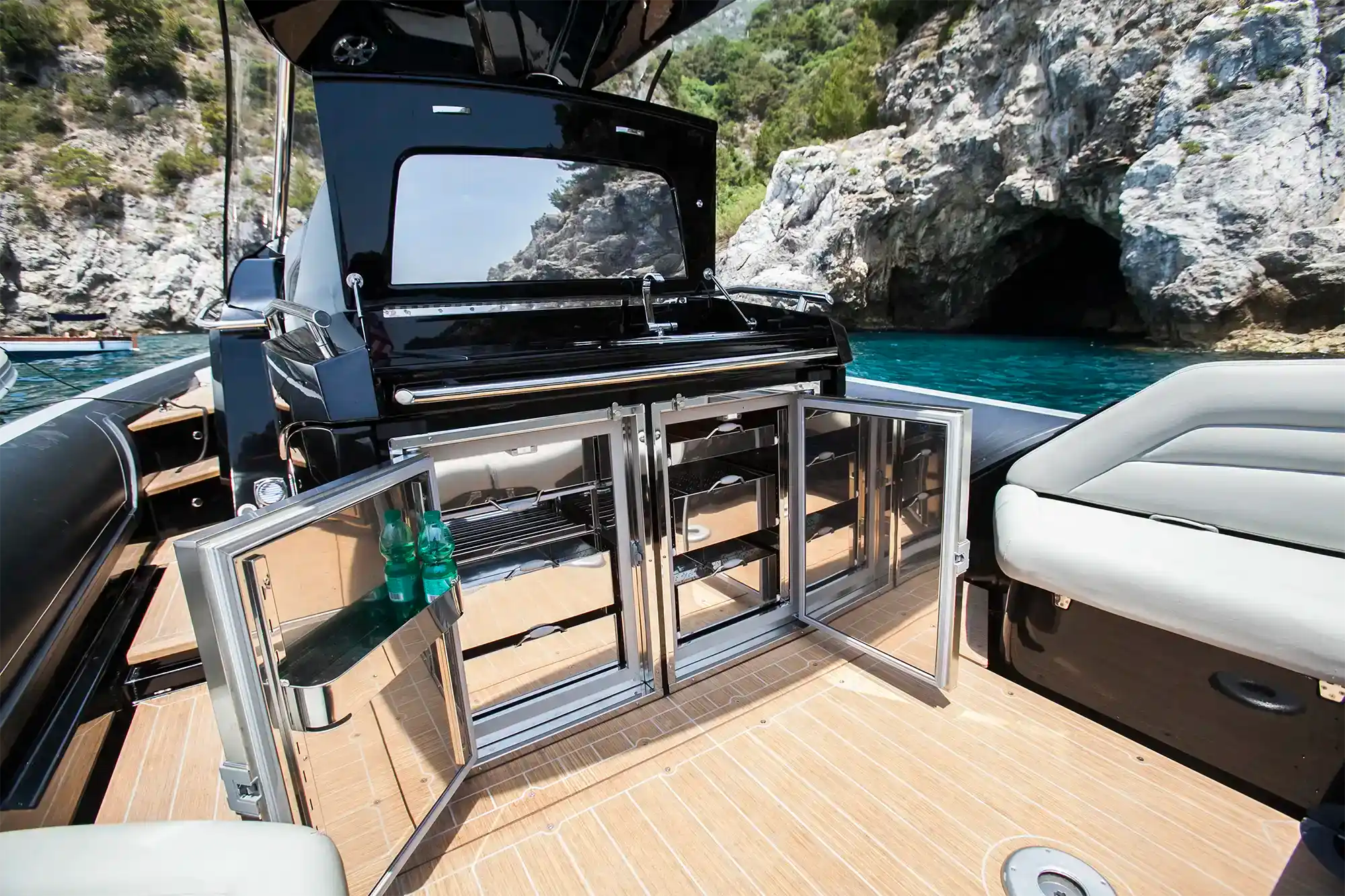 MV Marine Mito 45EFB Interior